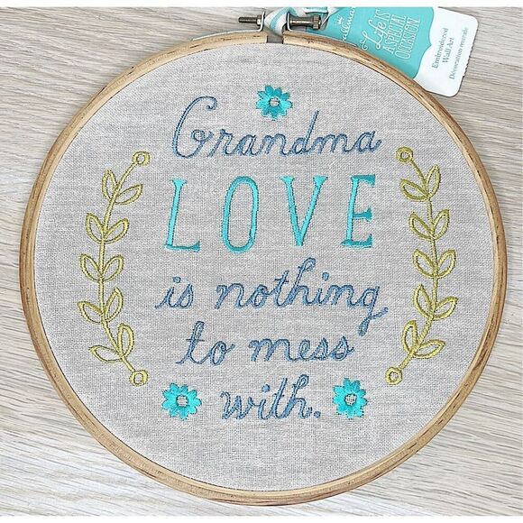 Hallmark Grandma Love is Nothing To Mess With Embroidered Wall Art Wooden Embroi - Picture 1 of 4